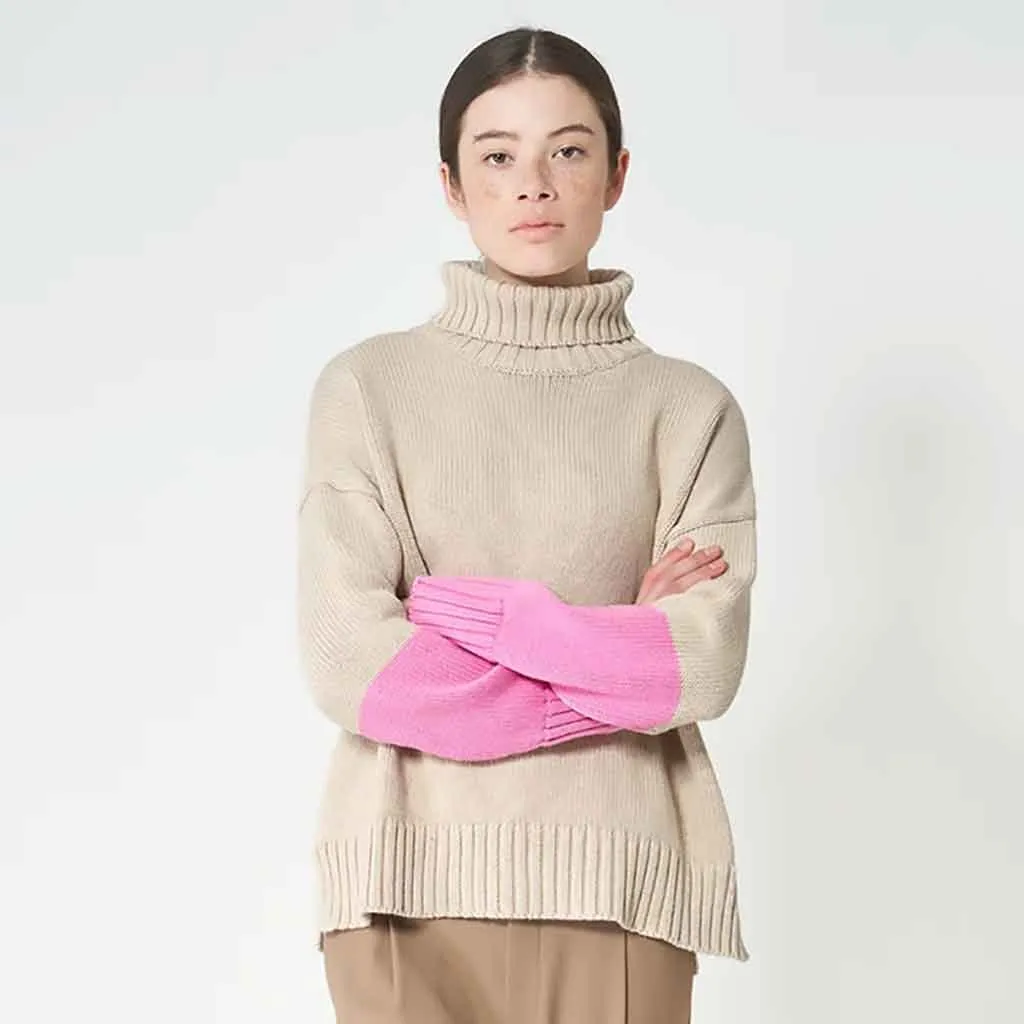 Hau Turtleneck Sweater - Beige/Pink