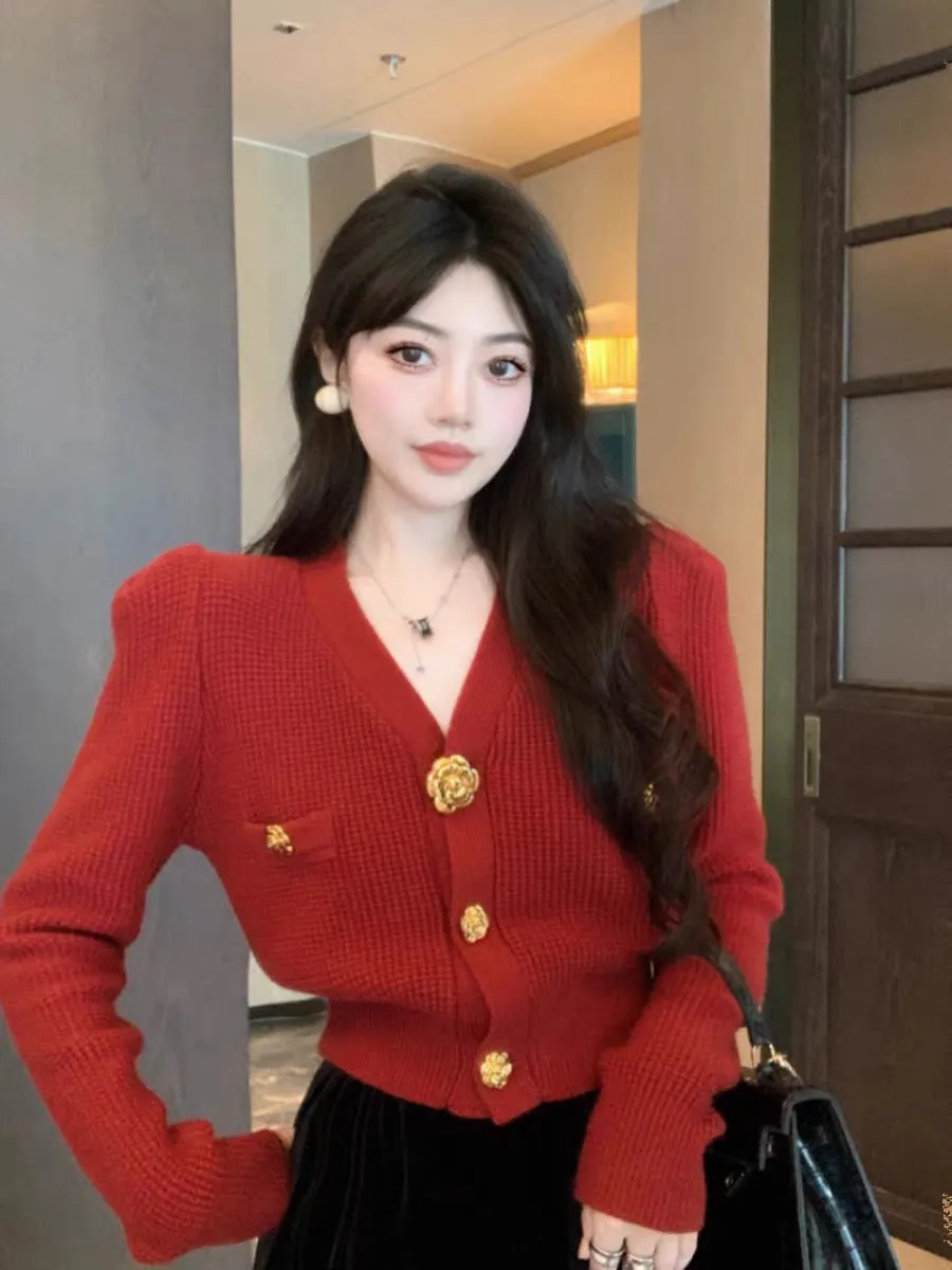 Korean style temperament sweater cardigan coat for women autumn and winter design v-neck long-sleeved sweater bottoming shirt ou