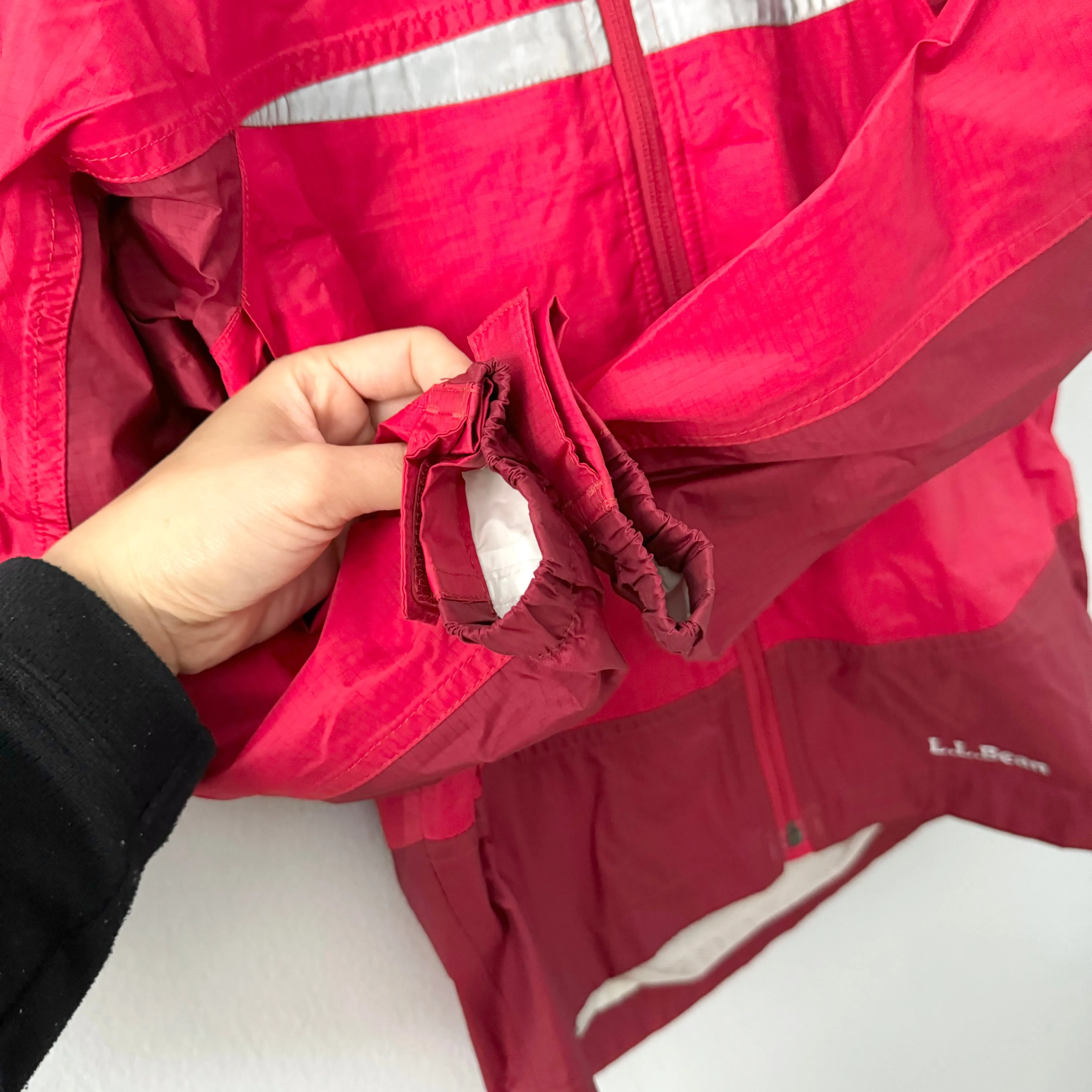 LL Bean / Red windbreaker / 6-7Y