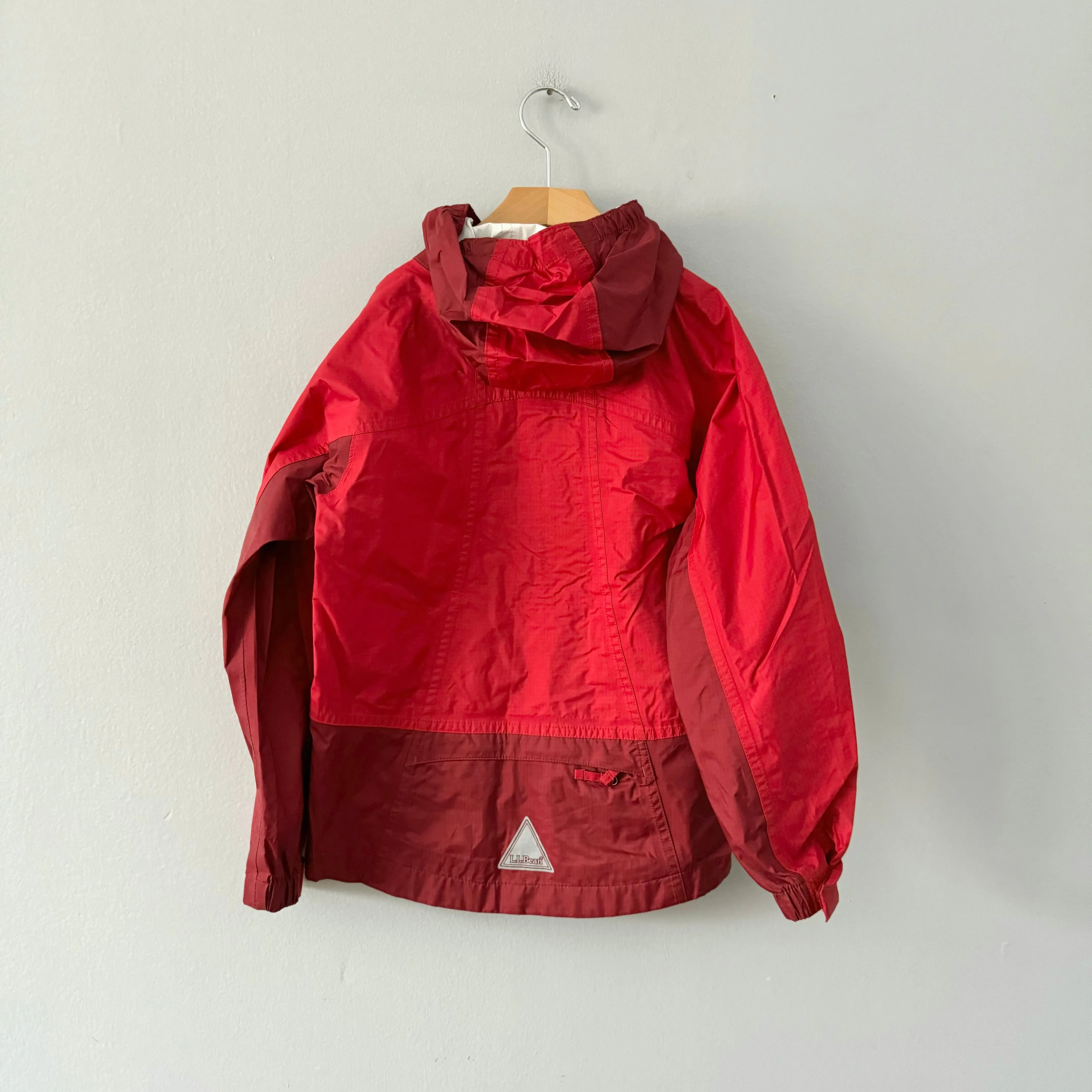 LL Bean / Red windbreaker / 6-7Y