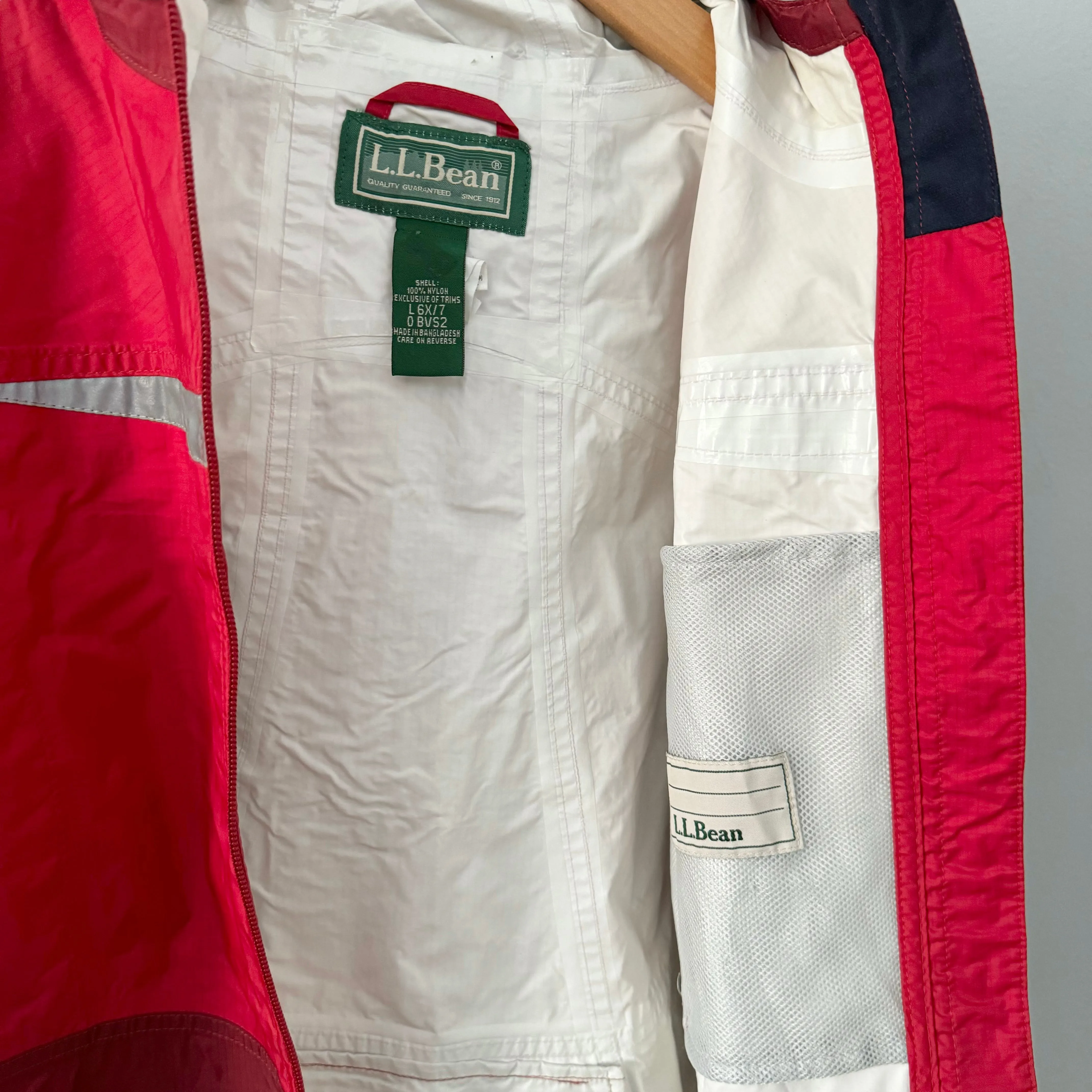 LL Bean / Red windbreaker / 6-7Y