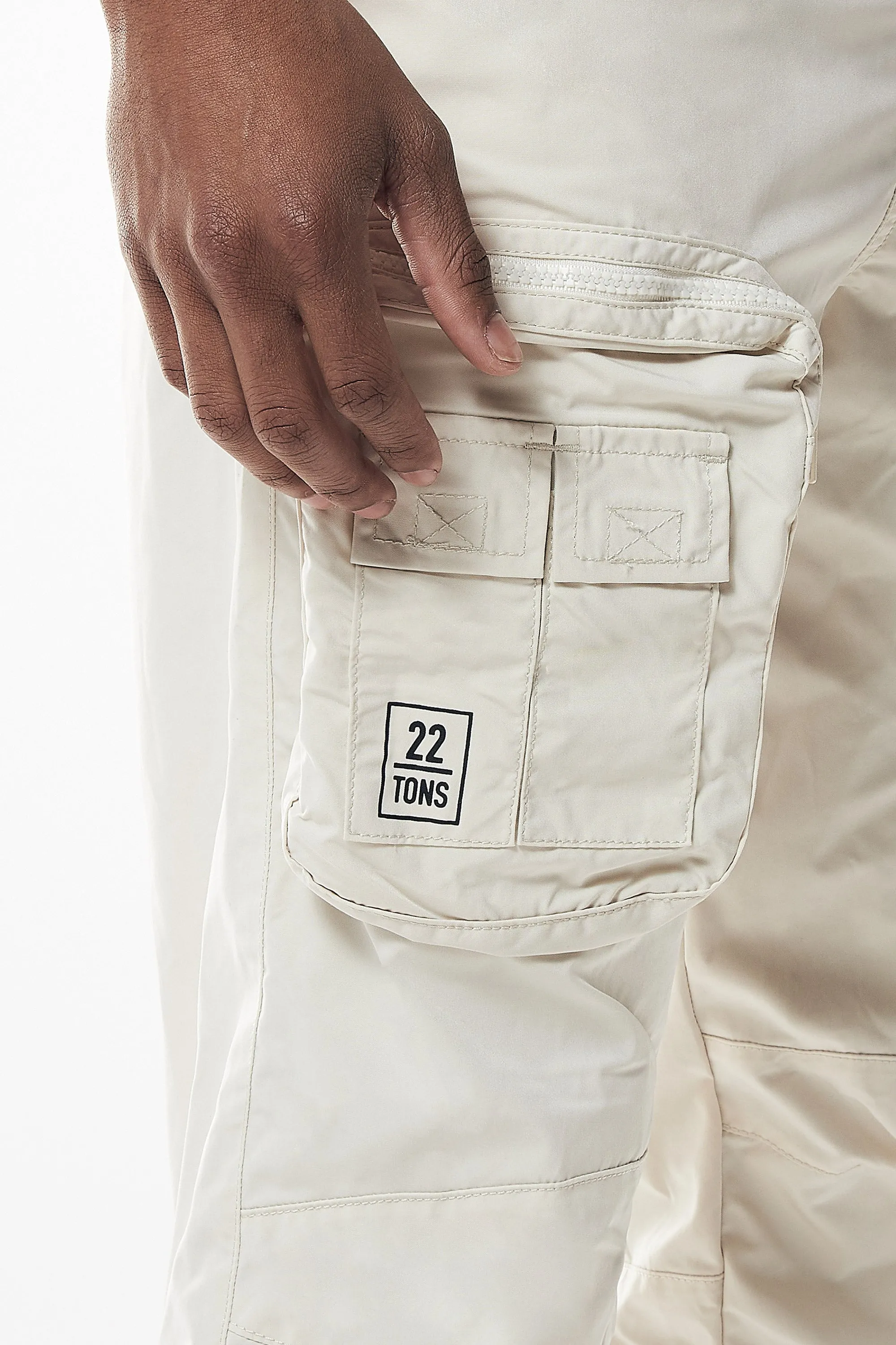 Smoke Rise - Windbreaker Joggers - Oatmeal