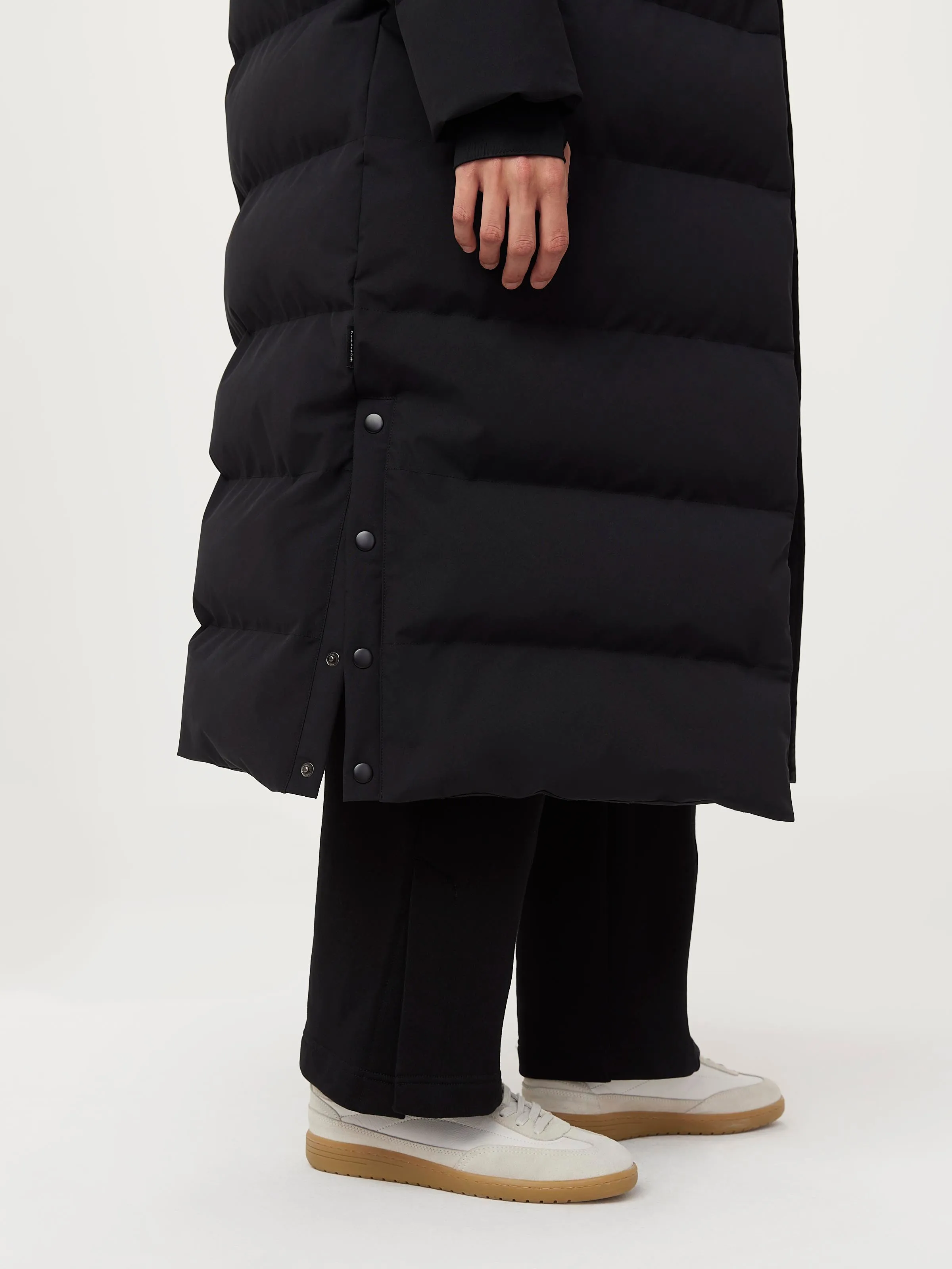 The Highland Long Puffer Coat in Black