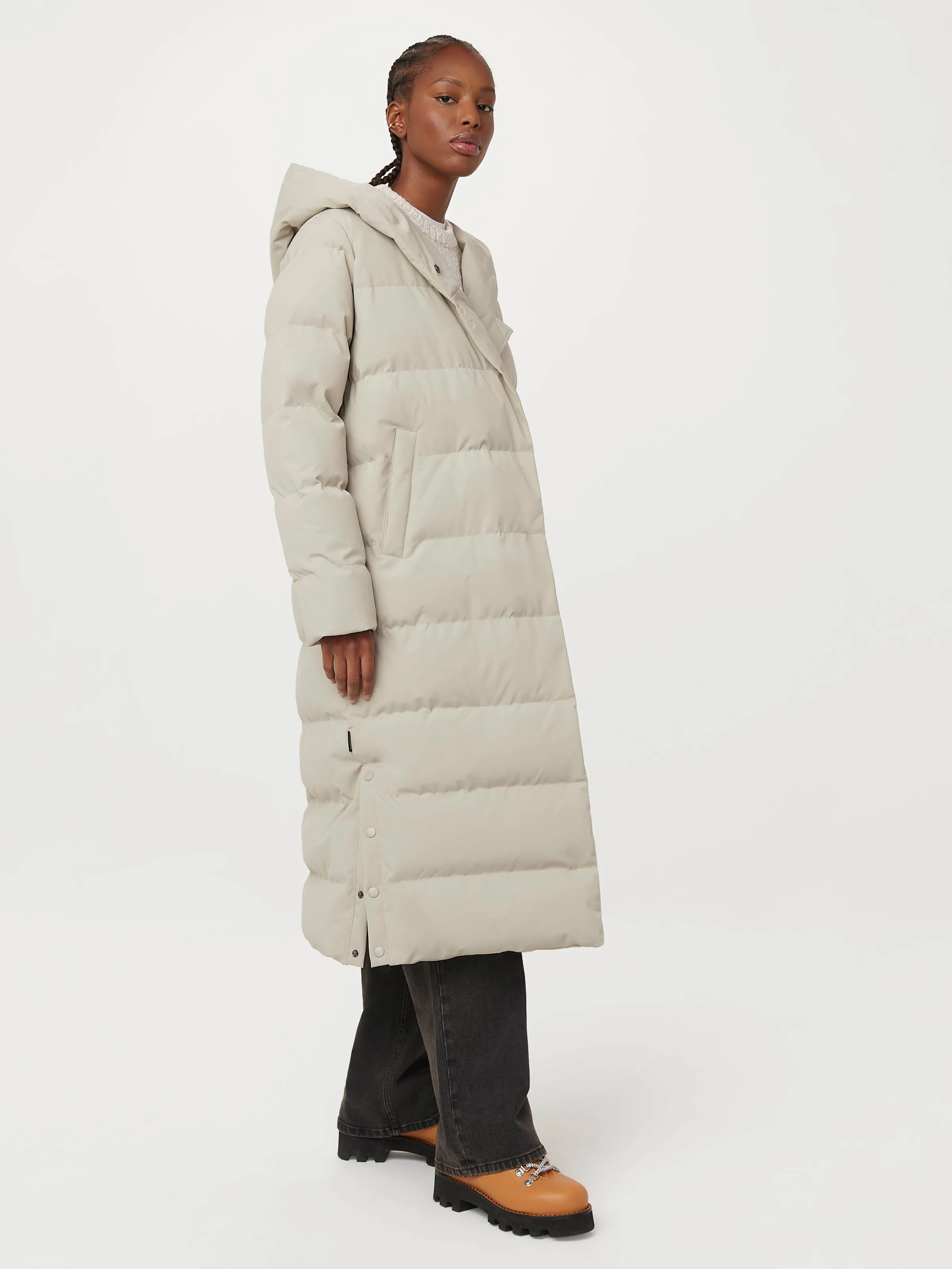 The Highland Long Puffer Coat in Light Greige