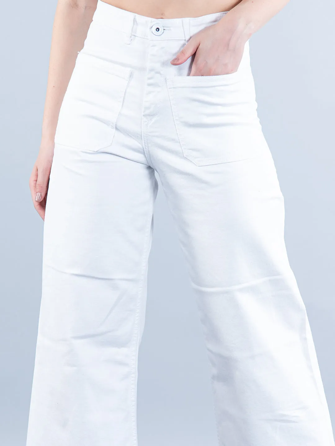 Two Pocket White Flared Jeans For Women