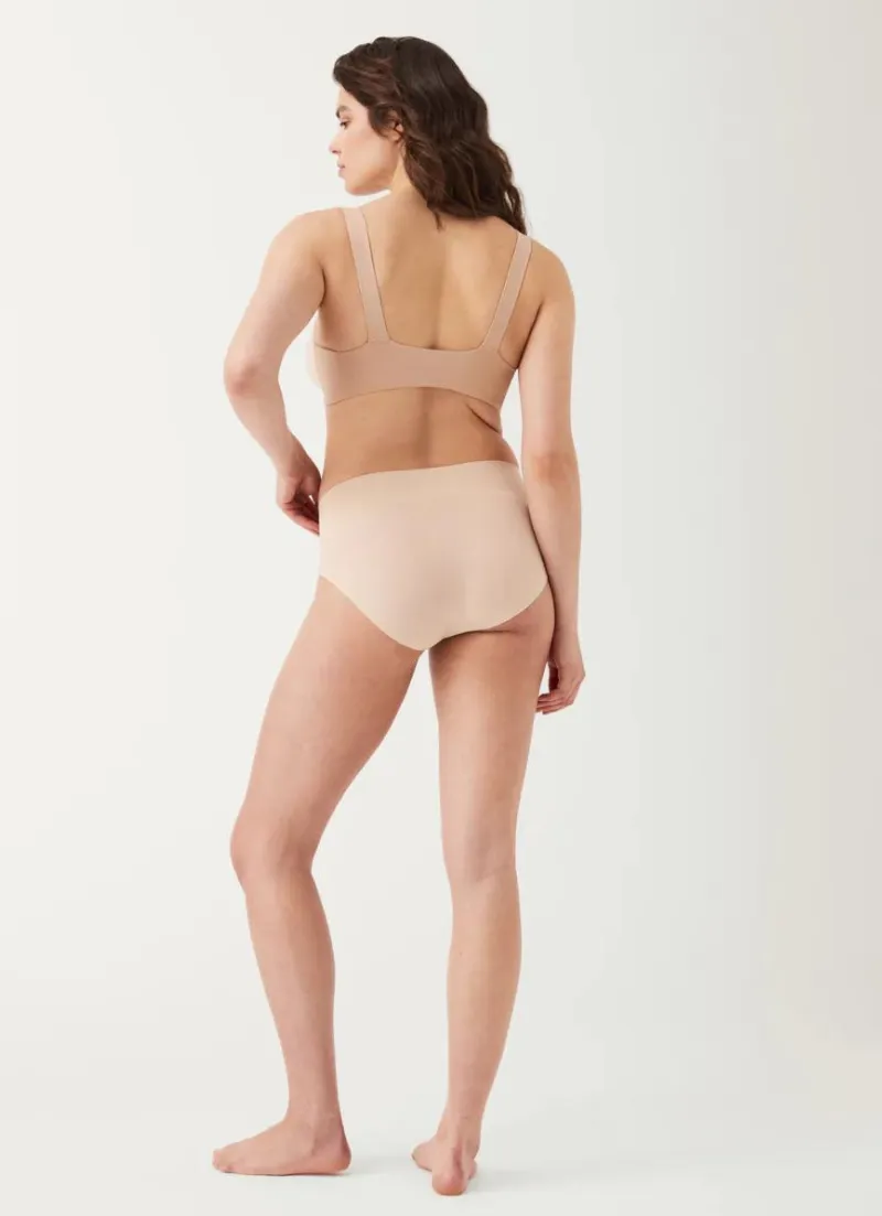 Undie-tectable Smoothing Brief