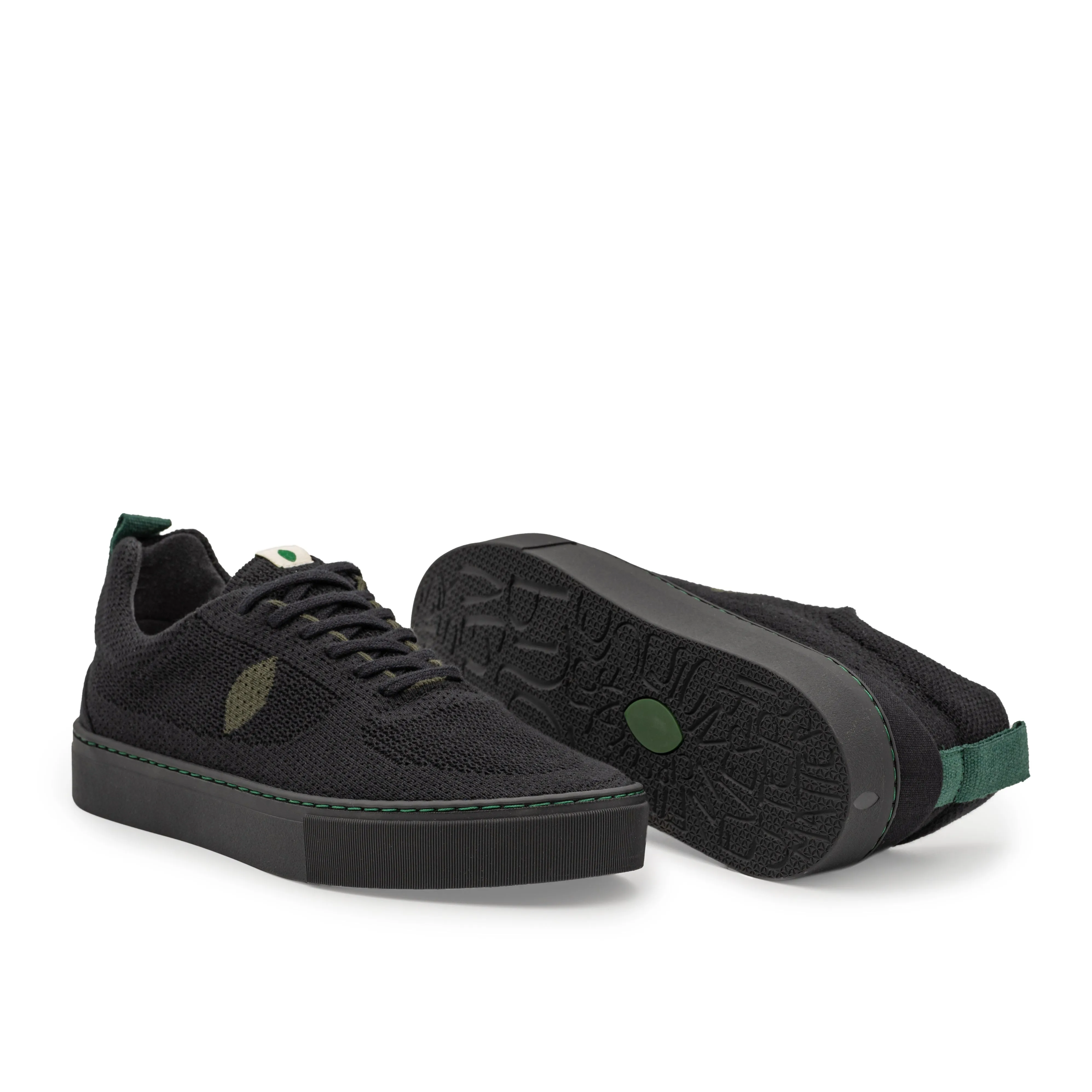 Vegan sneaker black DAV008