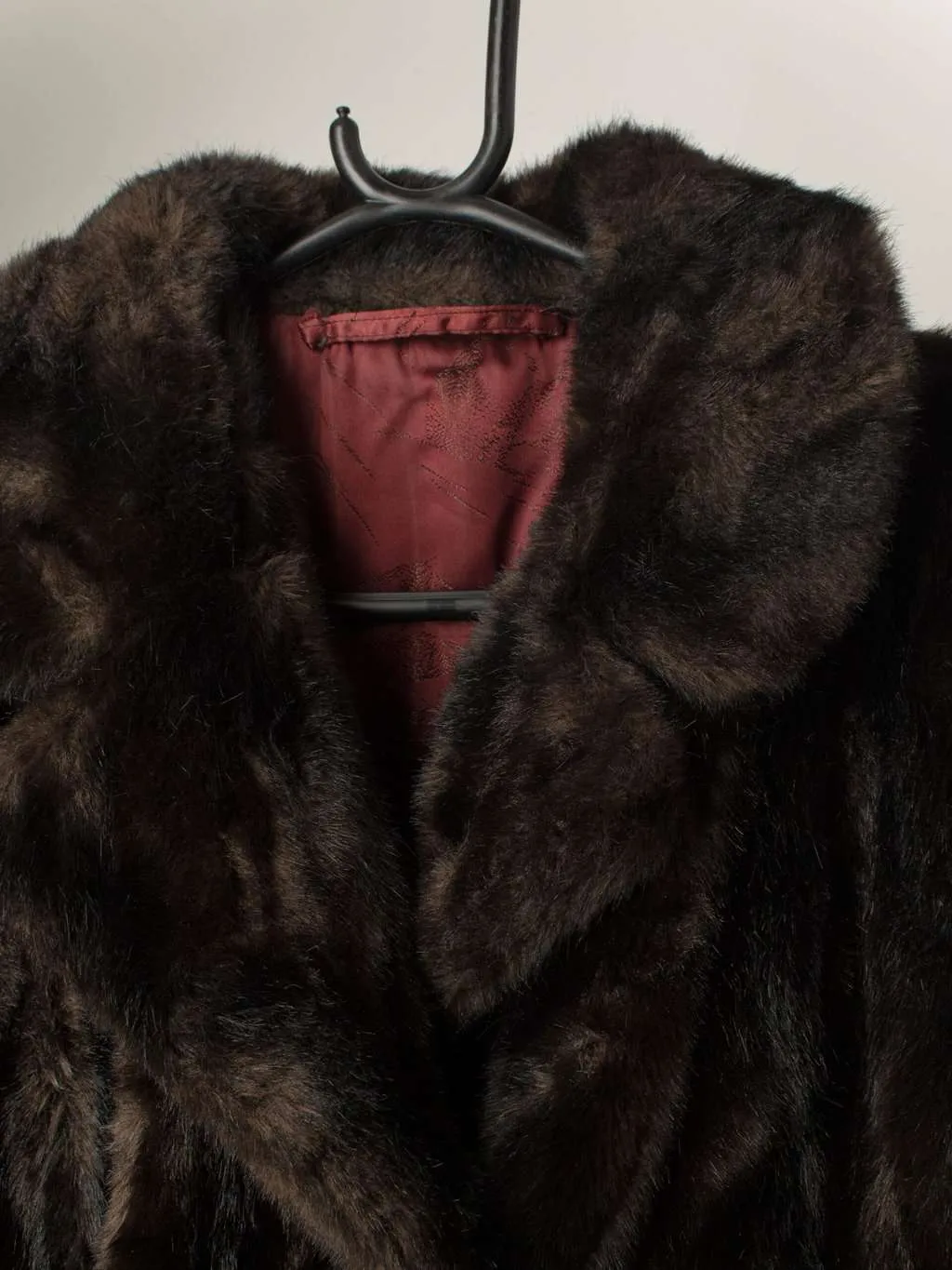 Vintage dark brown faux fur jacket – Large