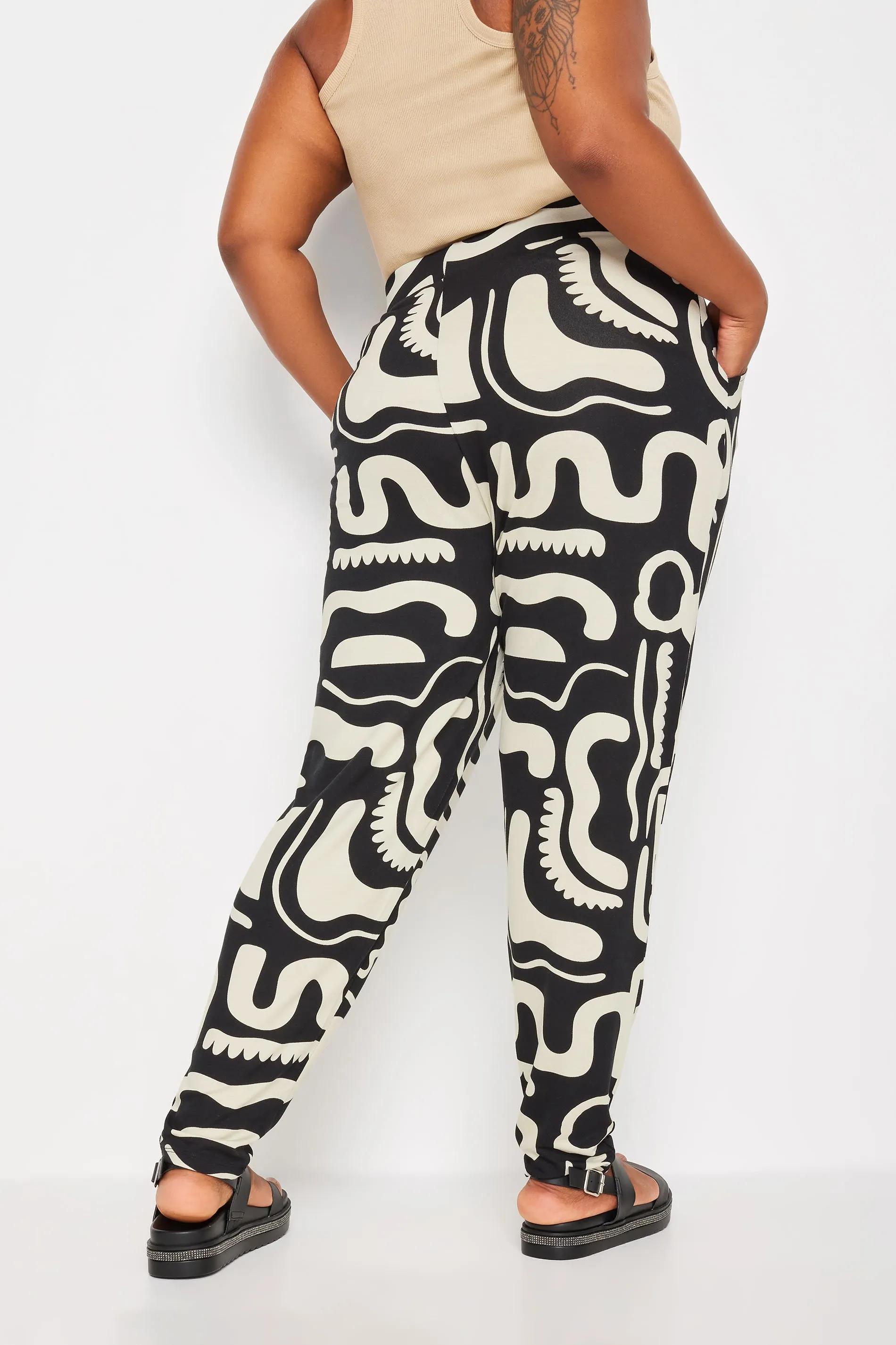 YOURS Curve Black & White Abstract Print Harem Trousers